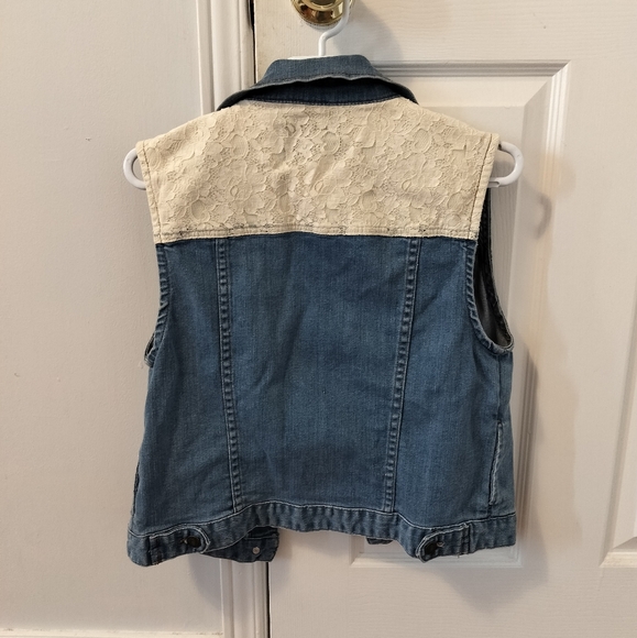 Jean jacket vest excellent condition no flaws size Small - medium - Picture 3 of 3